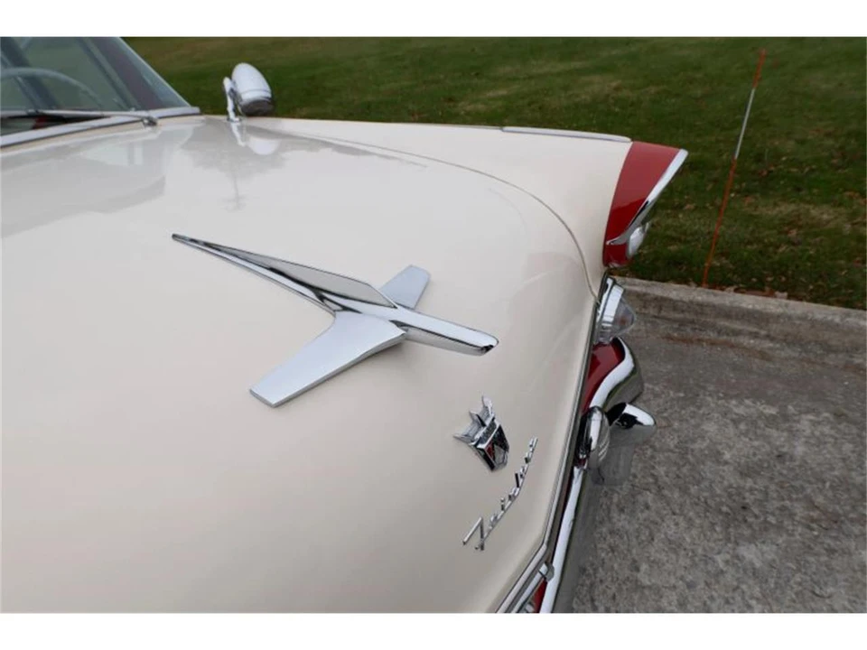 1955 Ford Fairlane 1st Gen - Image 26 of 31