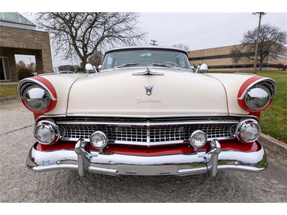 1955 Ford Fairlane 1st Gen - Image 19 of 31