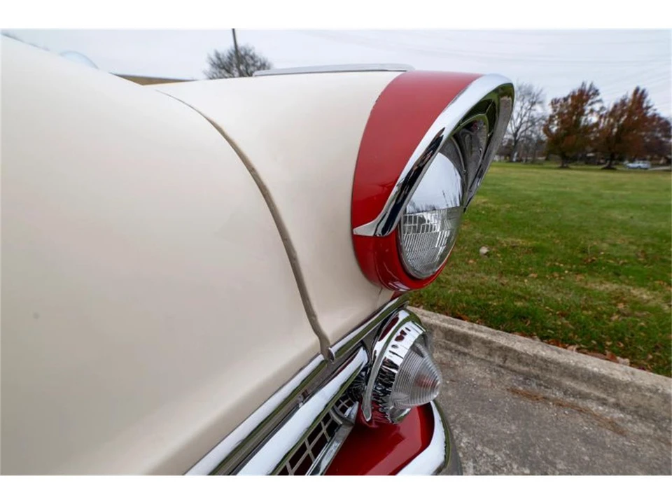 1955 Ford Fairlane 1st Gen - Image 27 of 31