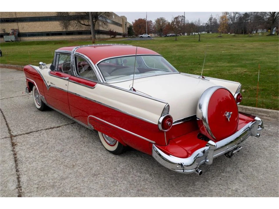 1955 Ford Fairlane 1st Gen - Image 16 of 31