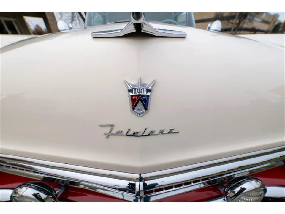 1955 Ford Fairlane 1st Gen - Image 24 of 31