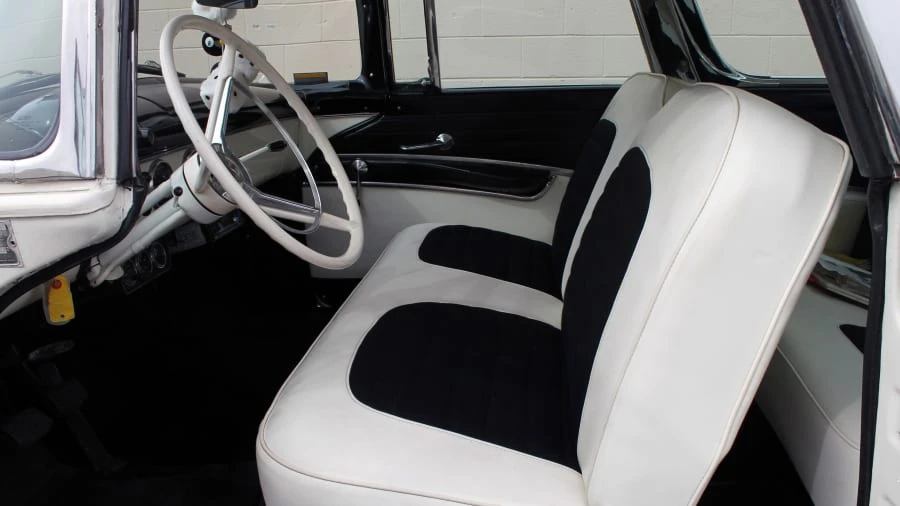 1955 Ford Fairlane 1st Gen - Image 4 of 12