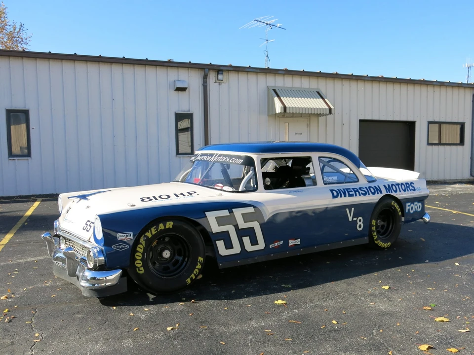 1955 Ford Fairlane 1st Gen - Image 17 of 31