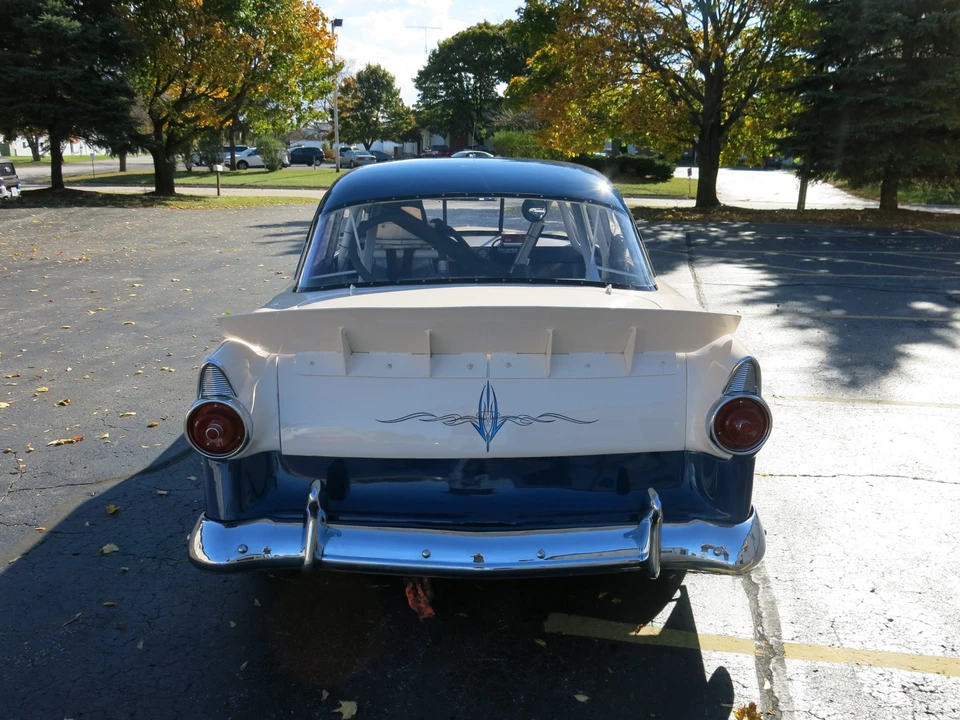 1955 Ford Fairlane 1st Gen - Image 24 of 31