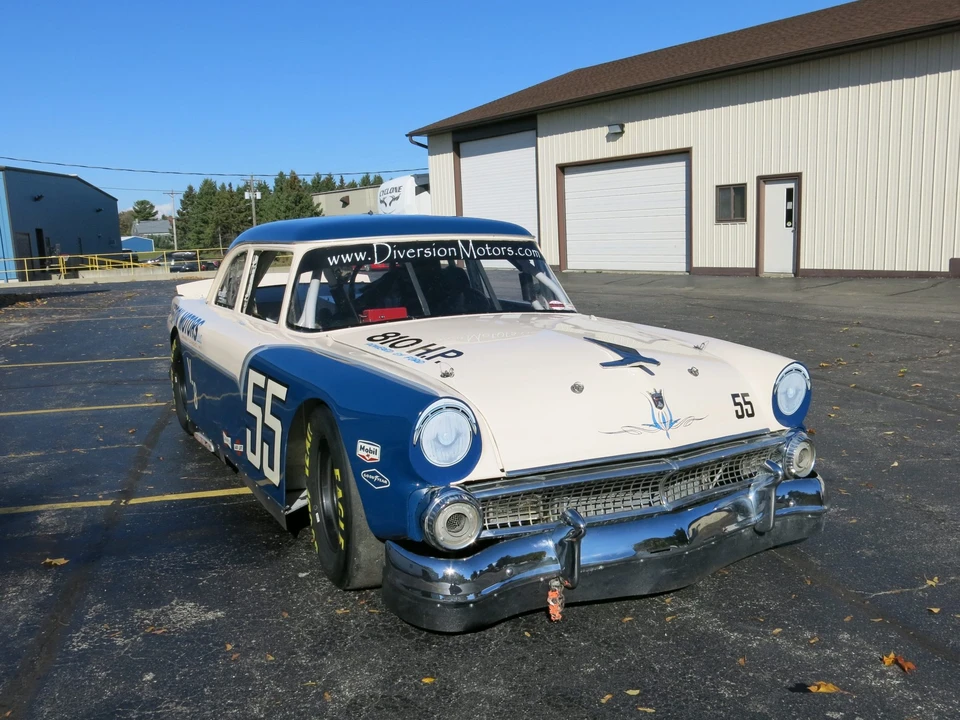 1955 Ford Fairlane 1st Gen - Image 11 of 31