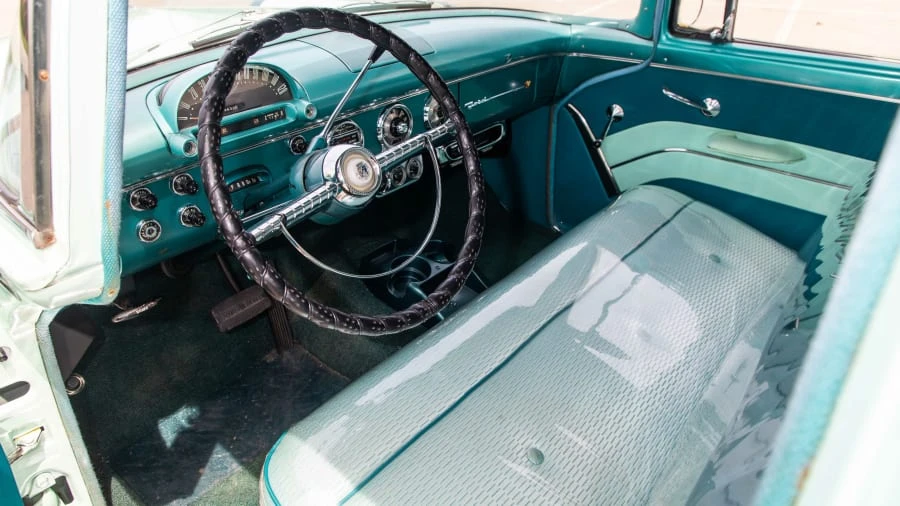 1955 Ford Fairlane 1st Gen - Image 4 of 14
