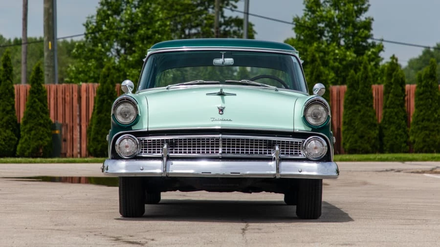 1955 Ford Fairlane 1st Gen - Image 10 of 14