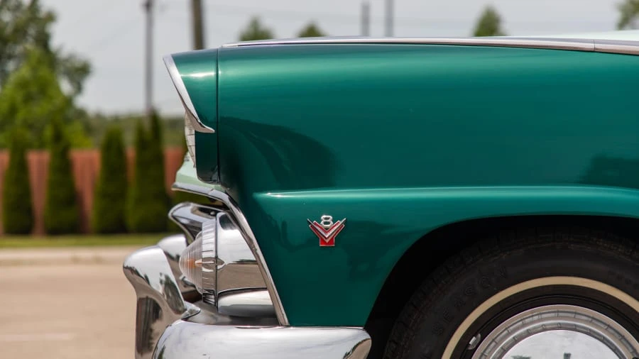 1955 Ford Fairlane 1st Gen - Image 11 of 14