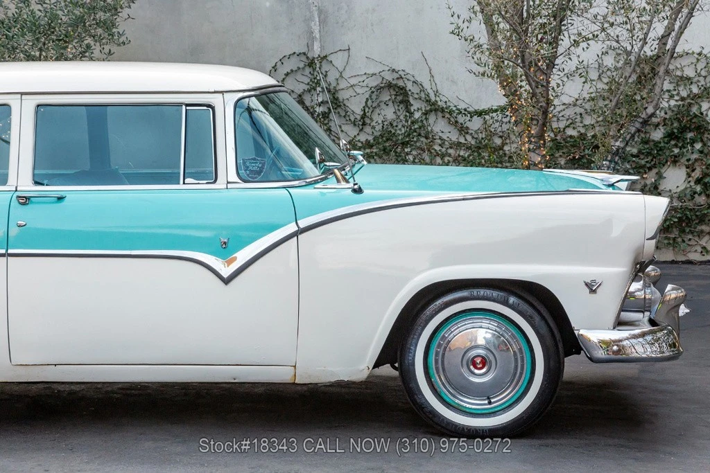 1955 Ford Fairlane 1st Gen - Image 11 of 12