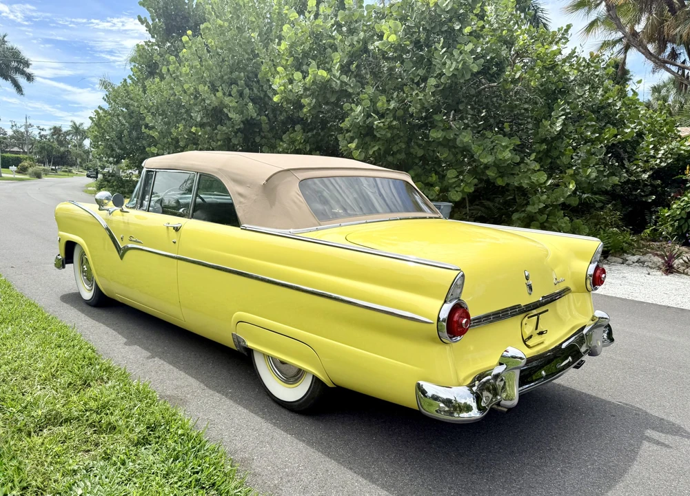 1955 Ford Fairlane 2nd Gen - Image 22 of 31