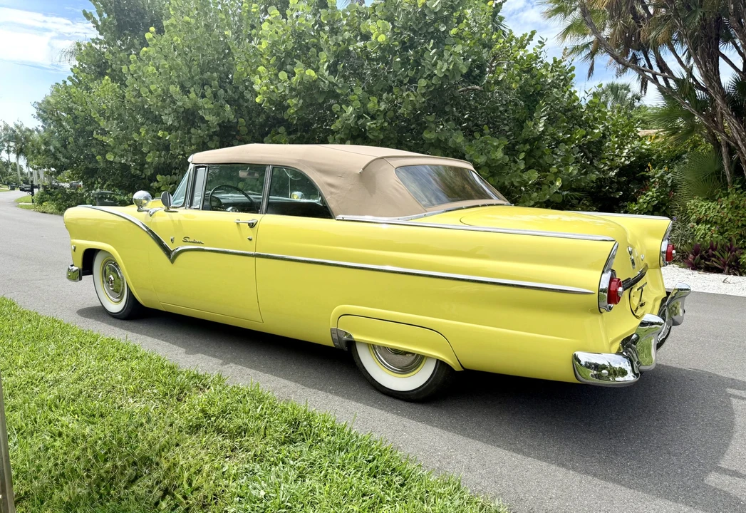 1955 Ford Fairlane 2nd Gen - Image 21 of 31