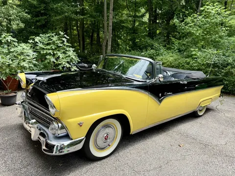 1955 Ford Fairlane Sunliner Convertible