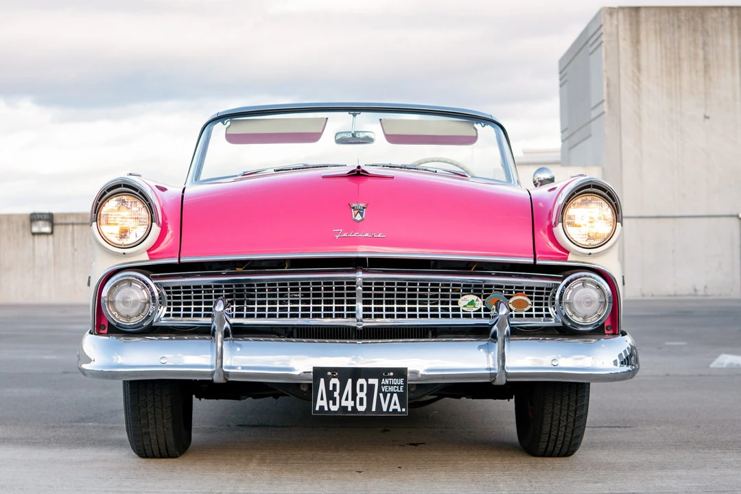 1955 Ford Fairlane 1st Gen - Image 2 of 31