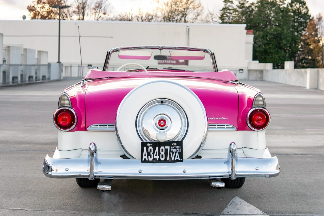1955 Ford Fairlane 1st Gen - Image 7 of 31