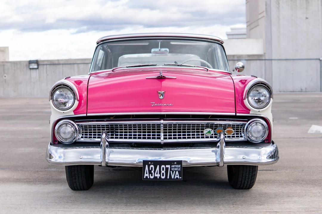 1955 Ford Fairlane 1st Gen - Image 11 of 31
