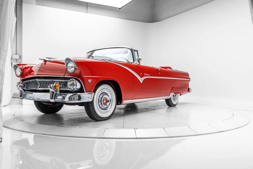 1955 Ford Fairlane 1st Gen - Image 18 of 31