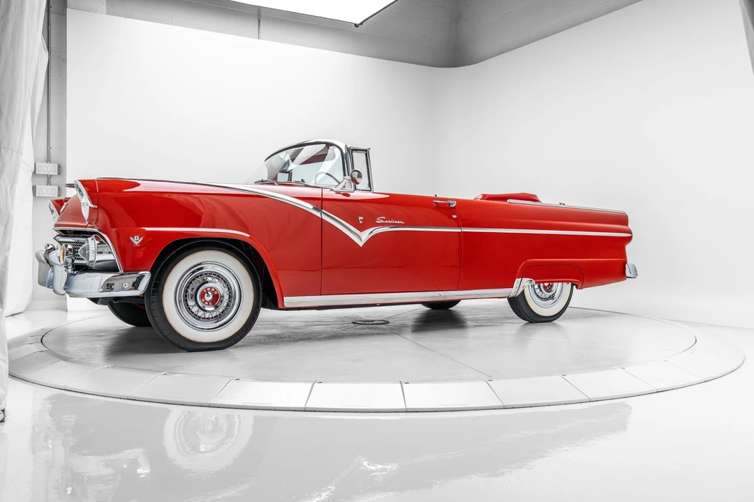 1955 Ford Fairlane 1st Gen - Image 19 of 31