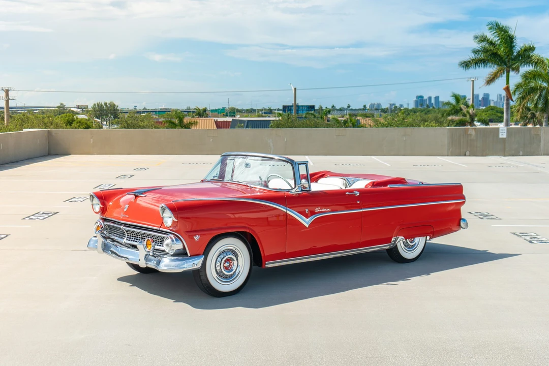1955 Ford Fairlane 1st Gen - Image 12 of 31