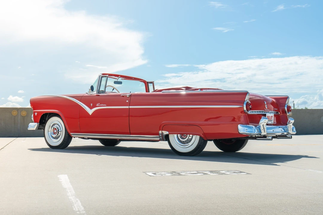 1955 Ford Fairlane 1st Gen - Image 14 of 31