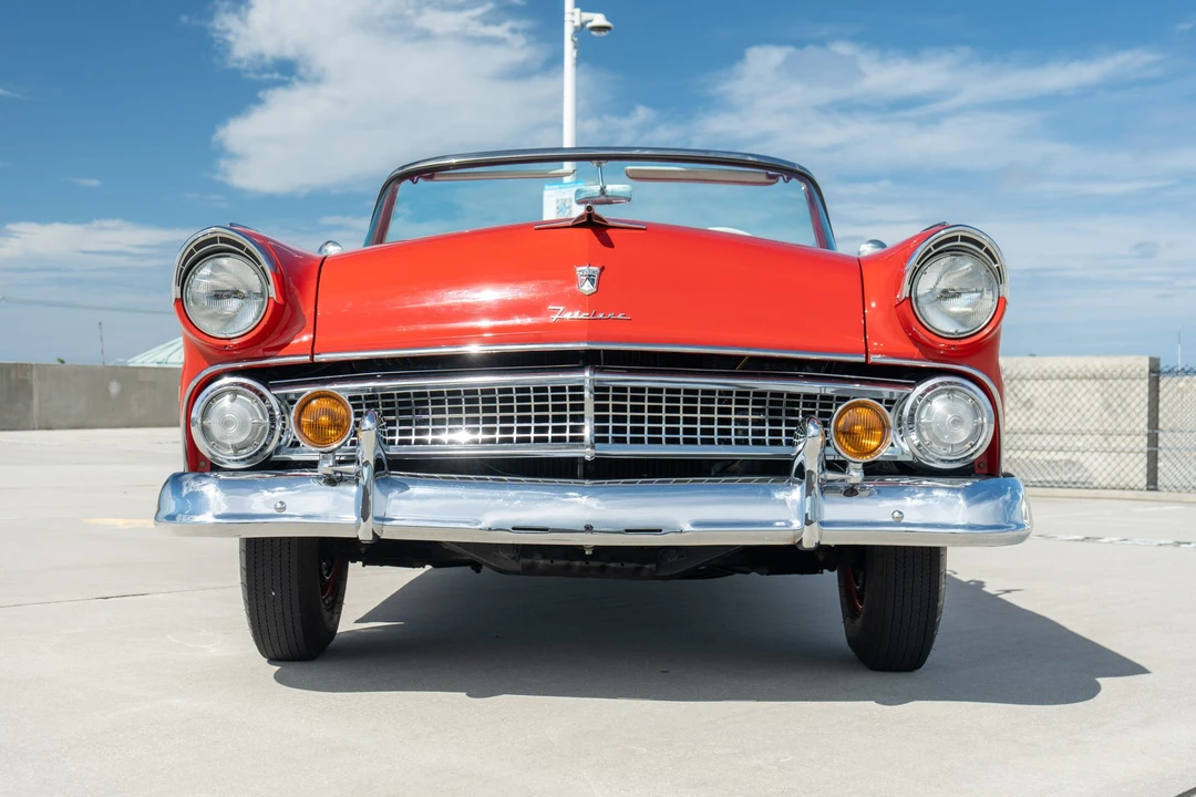 1955 Ford Fairlane 1st Gen - Image 9 of 31