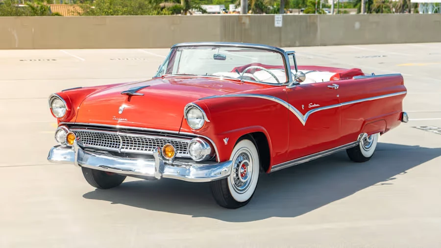 1955 Ford Fairlane 1st Gen - Image 9 of 31