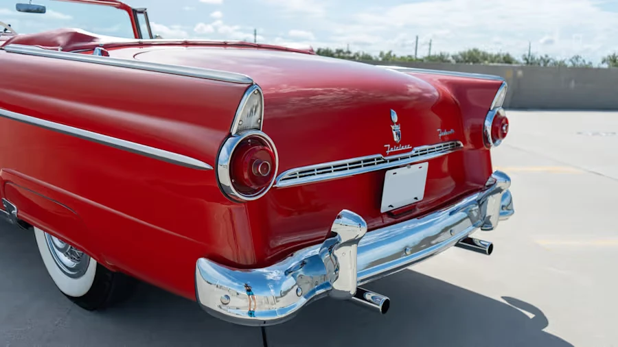 1955 Ford Fairlane 1st Gen - Image 12 of 31