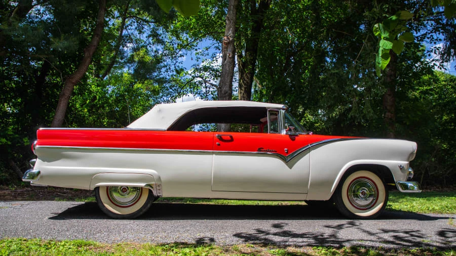 1955 Ford Fairlane 1st Gen - Image 8 of 14