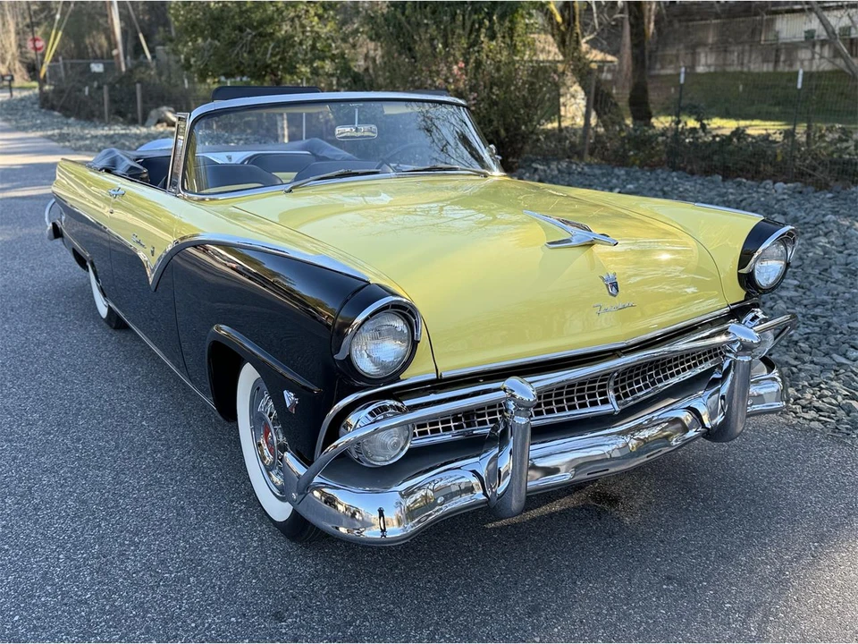 1955 Ford Fairlane 1st Gen - Image 8 of 31