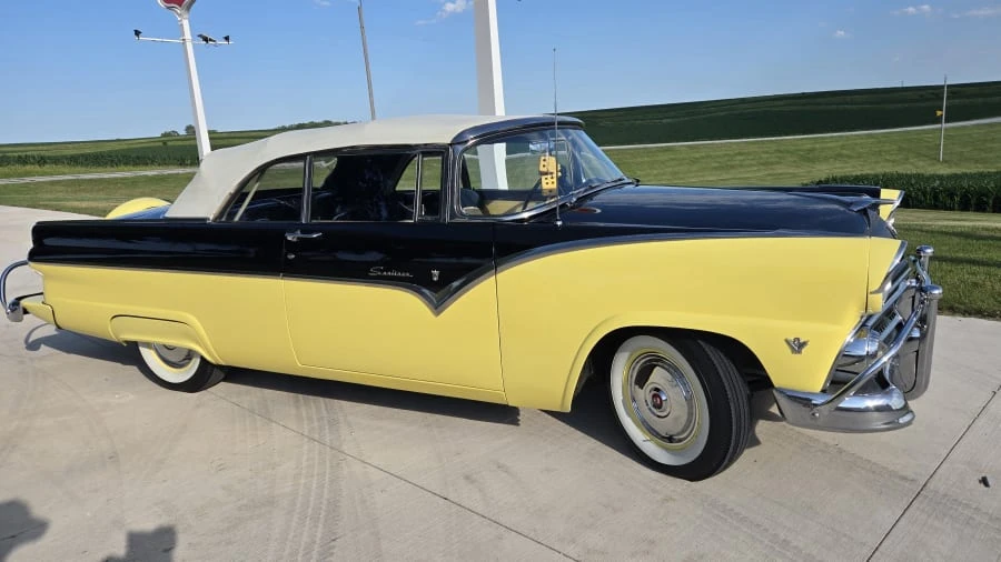 1955 Ford Fairlane 1st Gen - Image 8 of 24