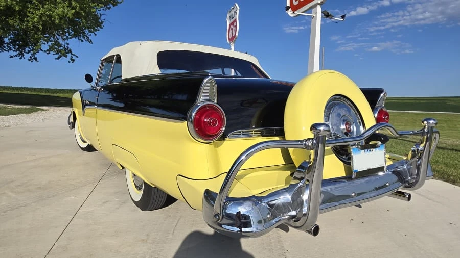 1955 Ford Fairlane 1st Gen - Image 7 of 24
