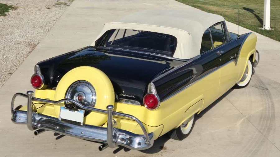 1955 Ford Fairlane 1st Gen - Image 9 of 24