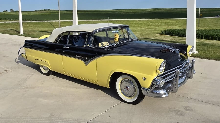 1955 Ford Fairlane 1st Gen - Image 6 of 24