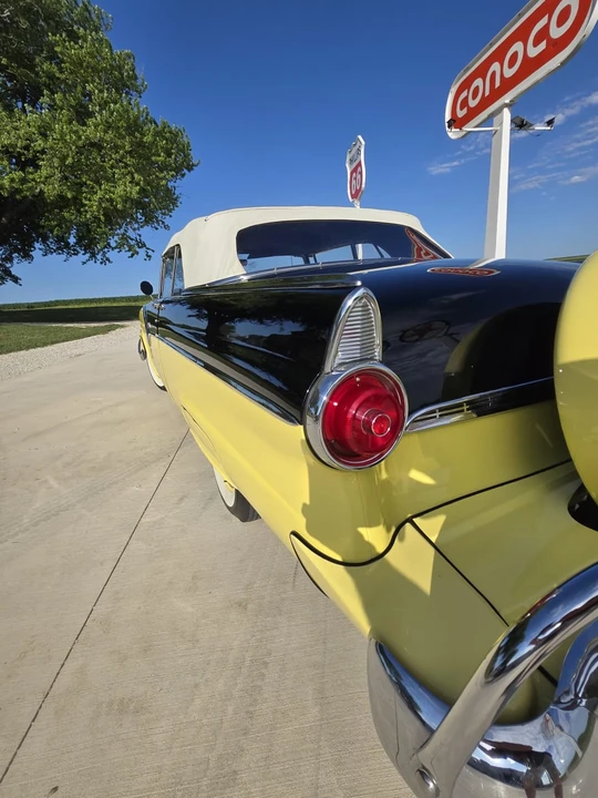 1955 Ford Fairlane 1st Gen - Image 11 of 24