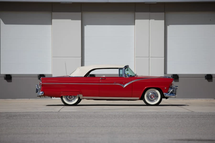 1955 Ford Fairlane 1st Gen - Image 2 of 31