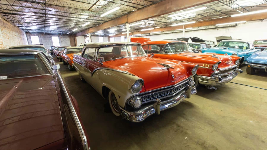 1955 Ford Fairlane 1st Gen - Image 2 of 21