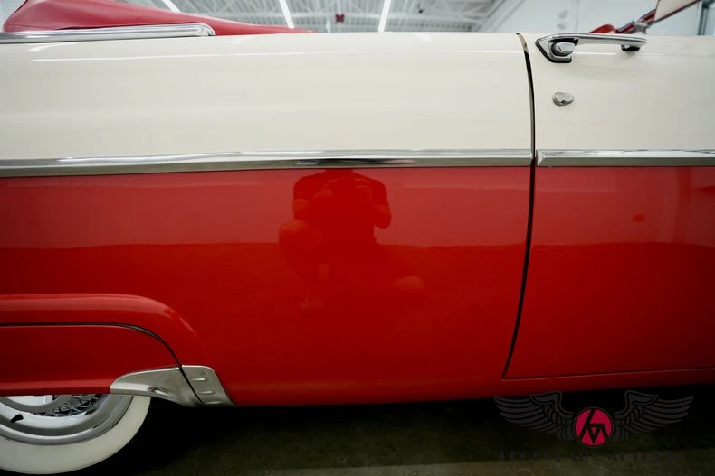 1955 Ford Fairlane 1st Gen - Image 27 of 31