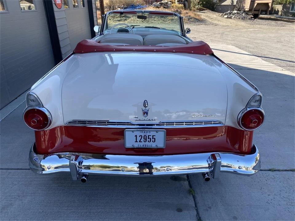 1955 Ford Fairlane 1st Gen - Image 13 of 31