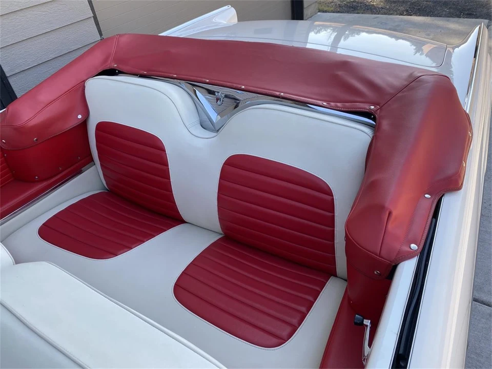 1955 Ford Fairlane 1st Gen - Image 28 of 31