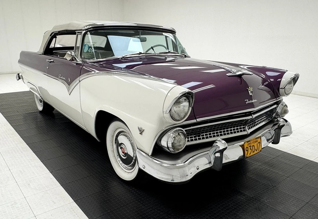 1955 Ford Fairlane 1st Gen - Image 10 of 31