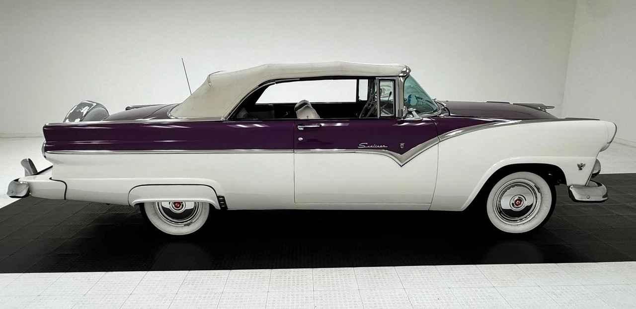 1955 Ford Fairlane 1st Gen - Image 9 of 31