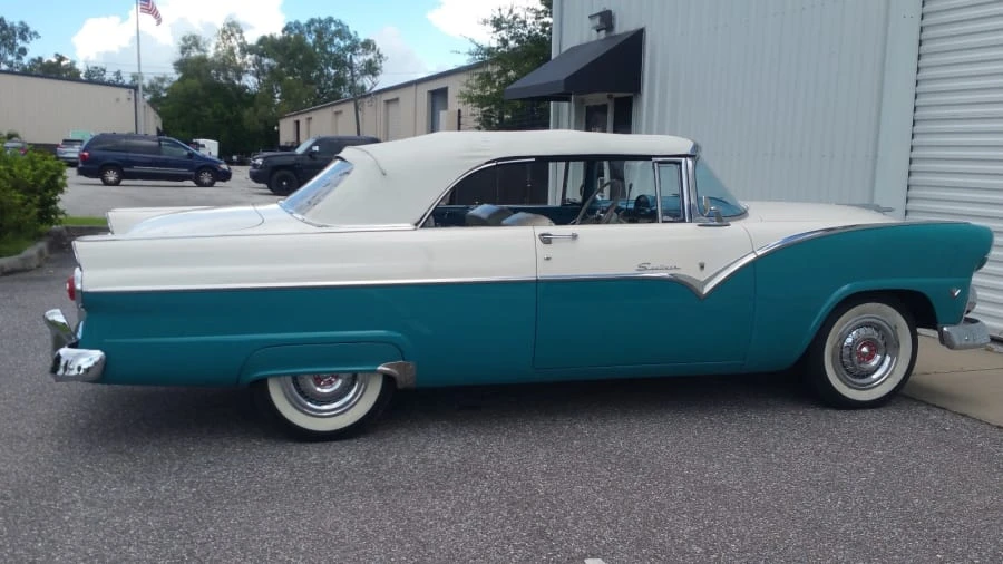 1955 Ford Fairlane 1st Gen - Image 10 of 12