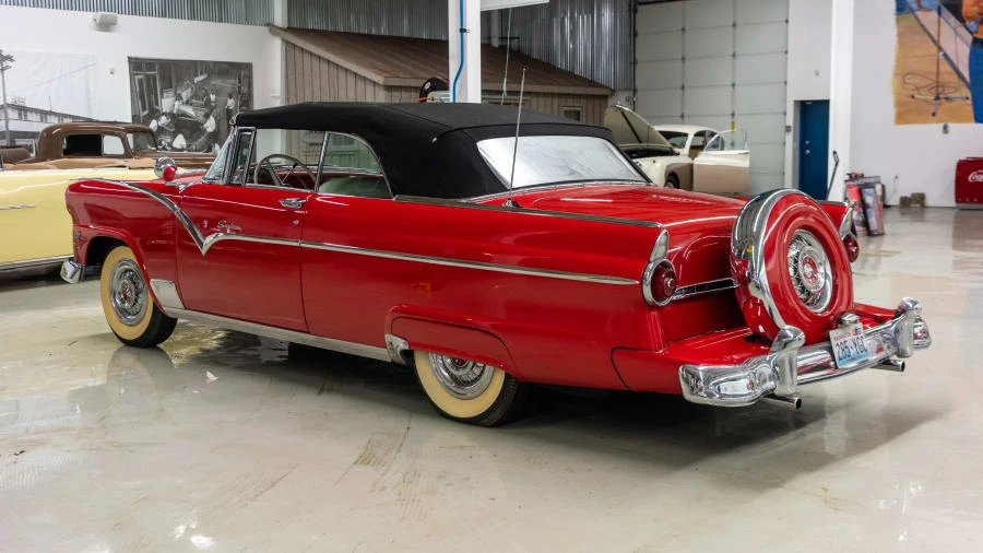 1955 Ford Fairlane 1st Gen - Image 3 of 17