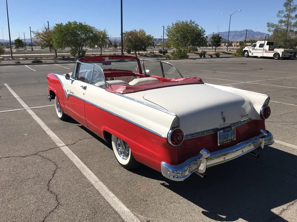 1955 Ford Fairlane 1st Gen - Image 14 of 31