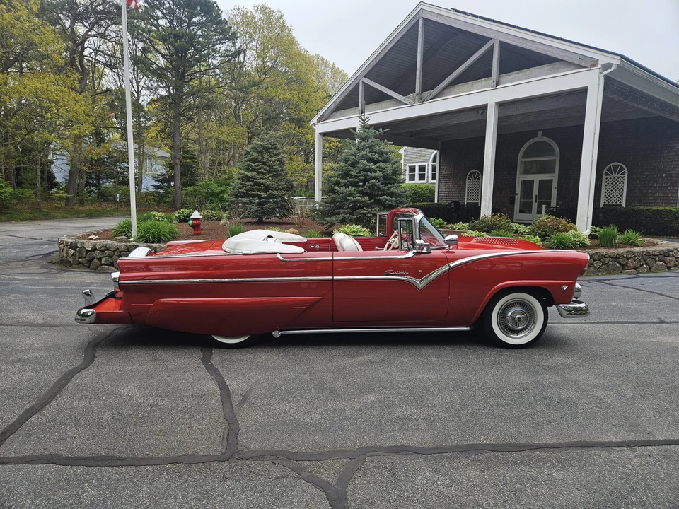 1955 Ford Fairlane 1st Gen - Image 14 of 31