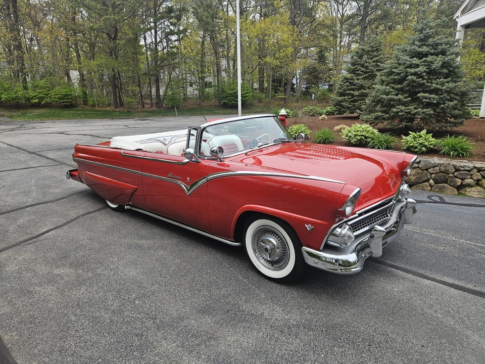 1955 Ford Fairlane 1st Gen - Image 20 of 31