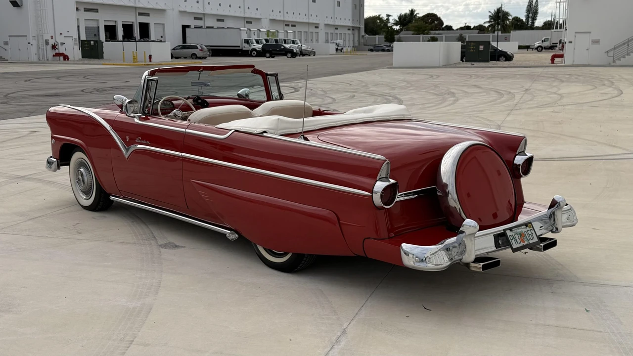 1955 Ford Fairlane 1st Gen - Image 12 of 31