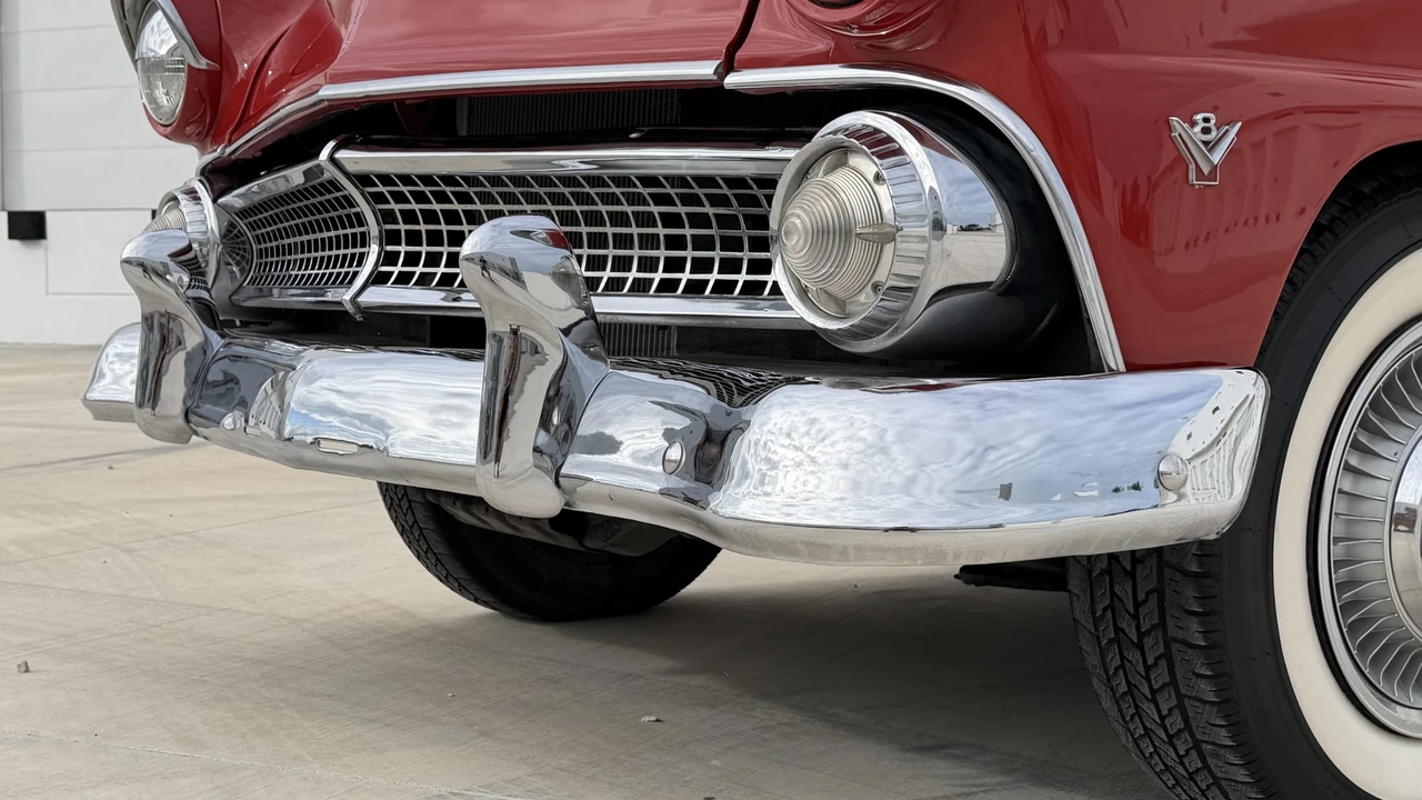 1955 Ford Fairlane 1st Gen - Image 28 of 31