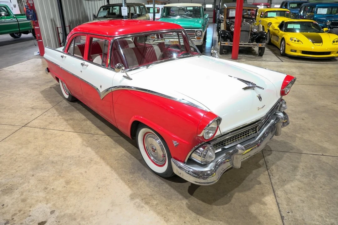 1955 Ford Fairlane 1st Gen - Image 14 of 31