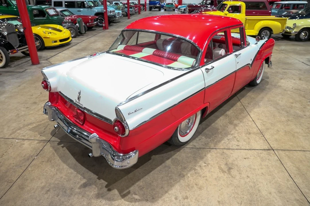 1955 Ford Fairlane 1st Gen - Image 17 of 31