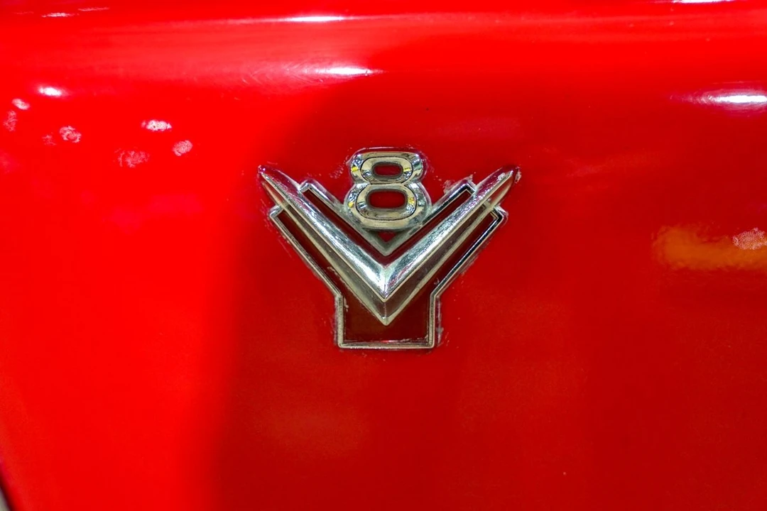 1955 Ford Fairlane 1st Gen - Image 24 of 31